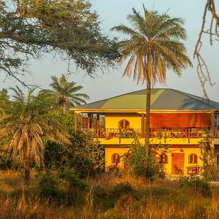 Mansa Musso Lodge Sanyang Ngoại thất bức ảnh