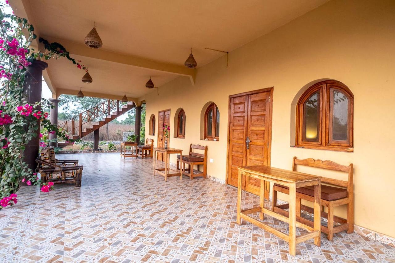 Mansa Musso Lodge Sanyang Ngoại thất bức ảnh